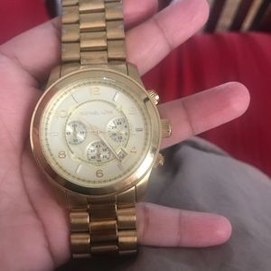 Michael kors watch